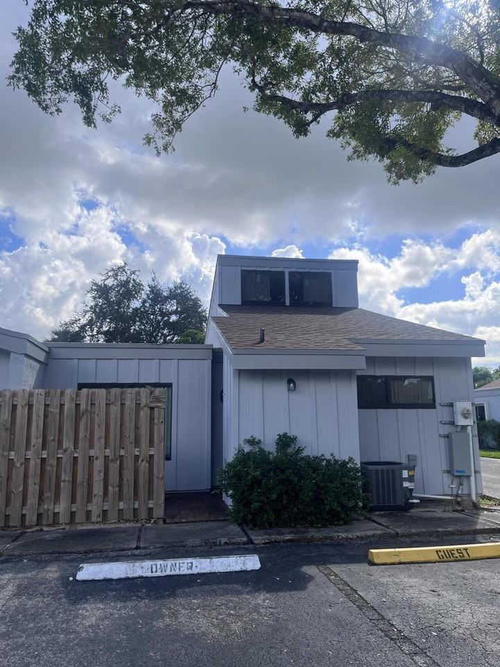 1737 Nw 73rd Ave #41 - Photo 3 of 19