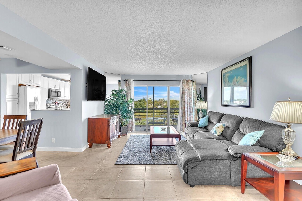 3959 Via Poinciana #503 - Photo 6 of 29