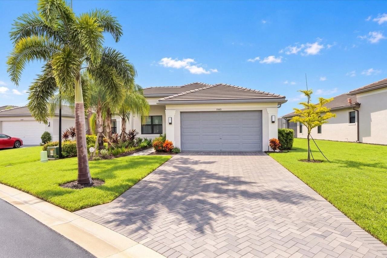 11665 Sw Marine Way - Photo 2 of 50