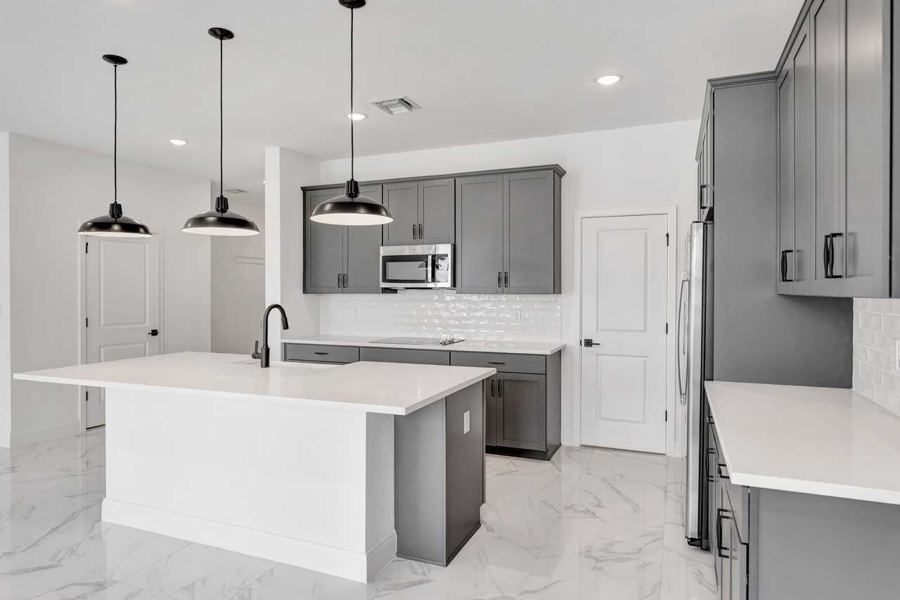 179 Se Birch Ter - Photo 4 of 43