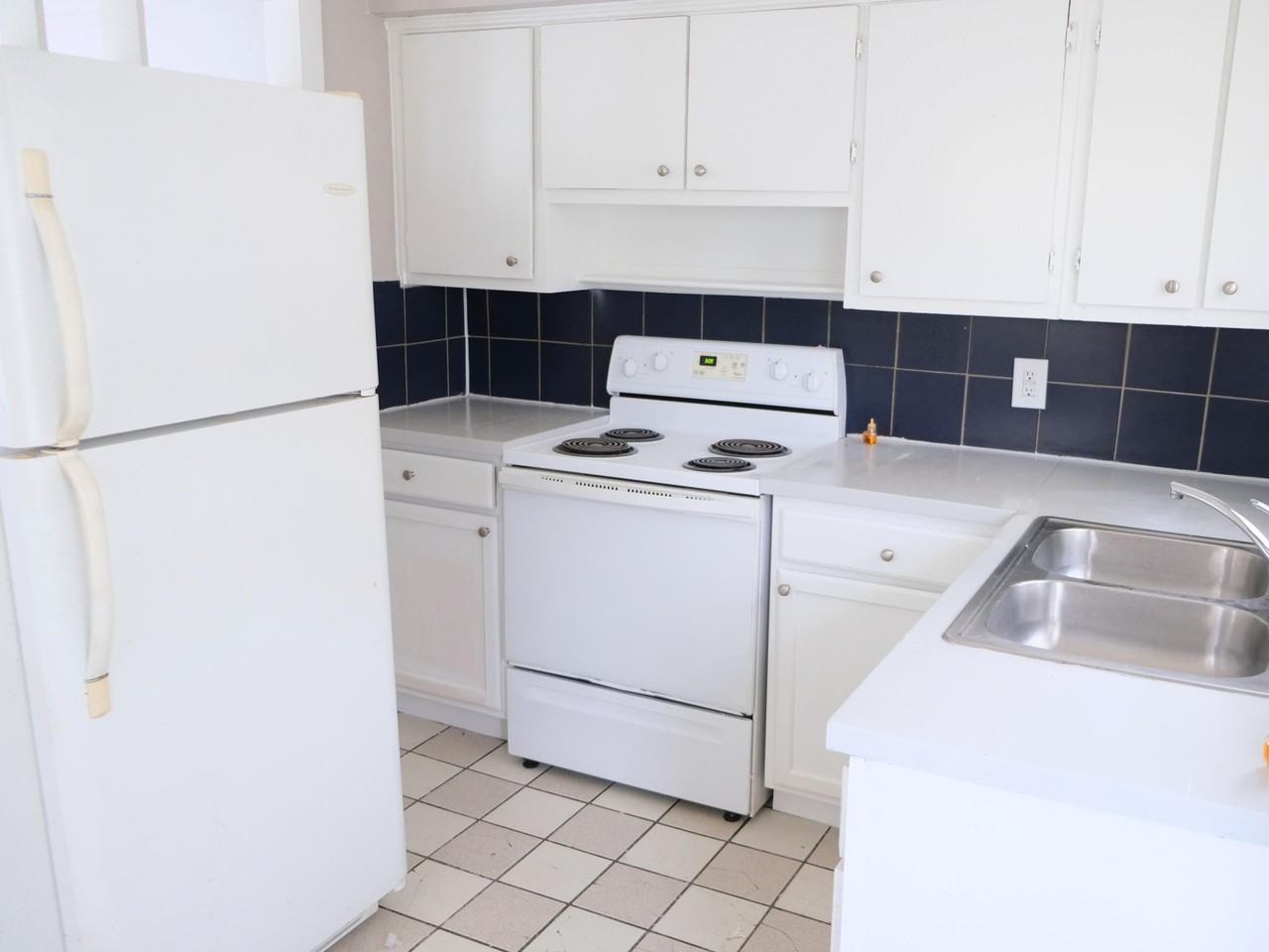 1215 7th Ave N #1217 - Photo 6 of 11