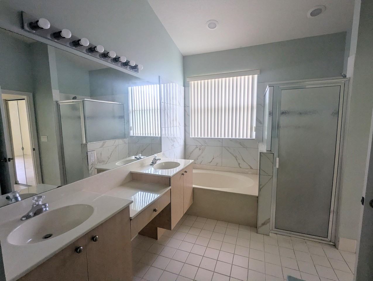 185 Nw Willow Grove Ave - Photo 7 of 33