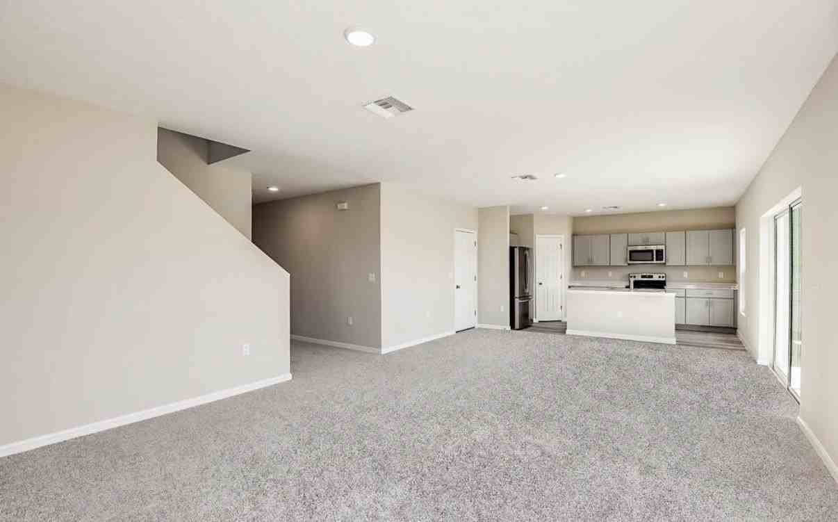 12665 Tannencrest Dr - Photo 3 of 6