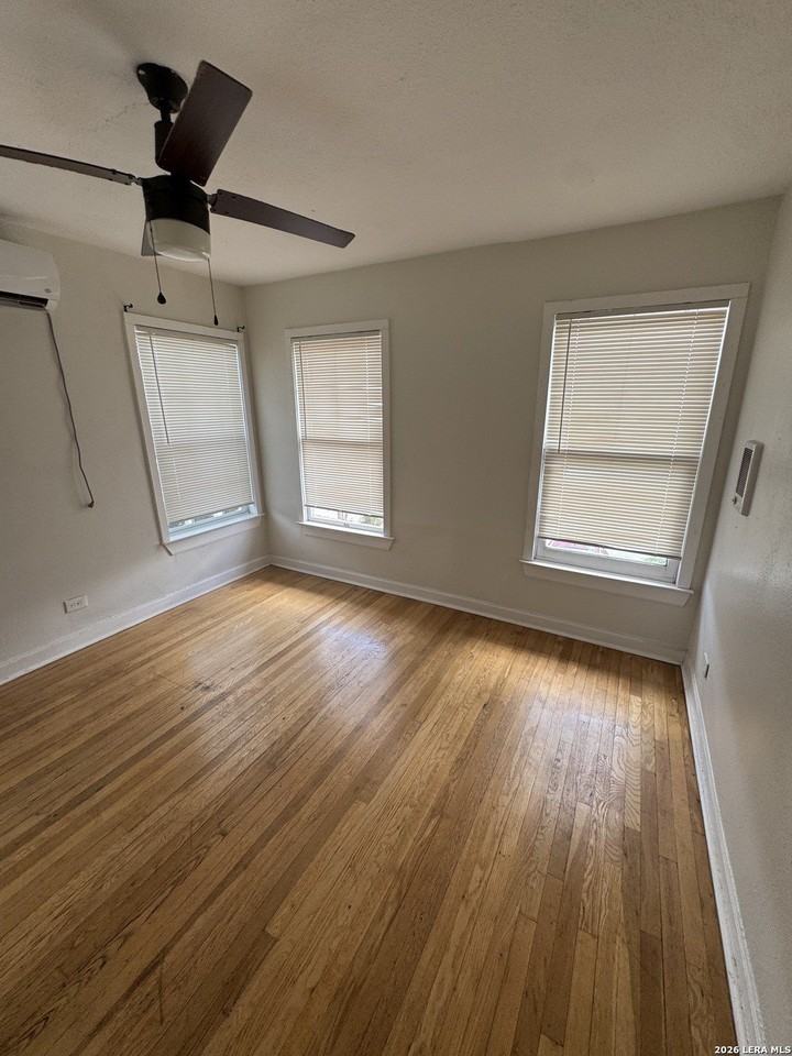 251 Claremont Ave - Photo 2 of 15