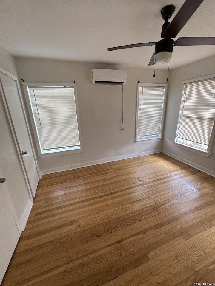 251 Claremont Ave - Photo 3 of 15