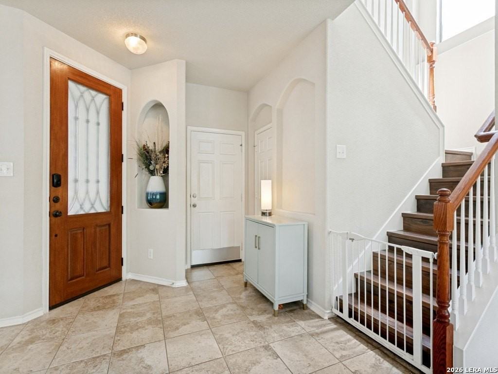 21619 Andrews Gdn - Photo 4 of 21