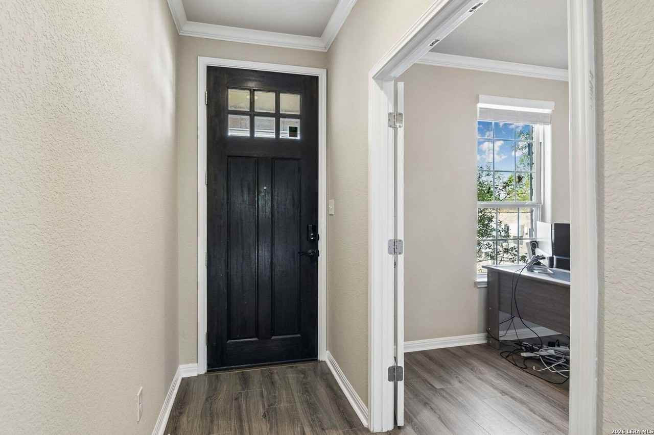 6718 Rose Farm - Photo 5 of 45