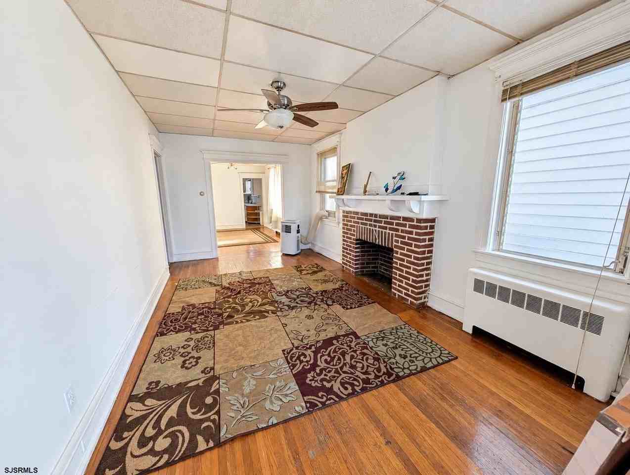 3 N Newport Ave #1 - Photo 3 of 15
