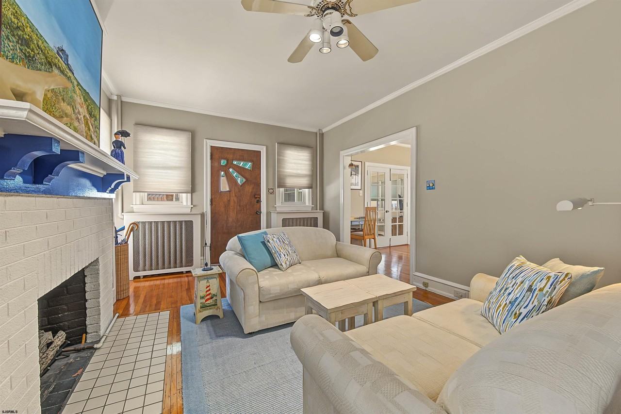 13 S Baltimore Ave - Photo 3 of 31