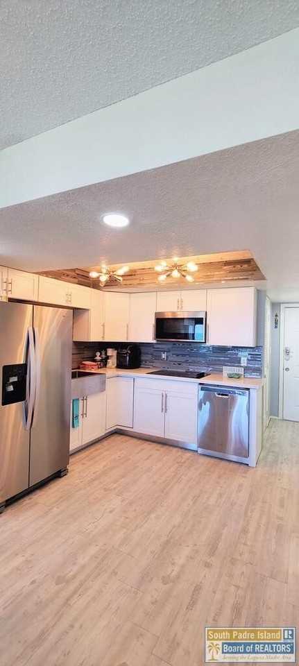 4908 Gulf Blvd #301 - Photo 5 of 17