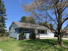 featured image of 10341 E Grandview Rd
