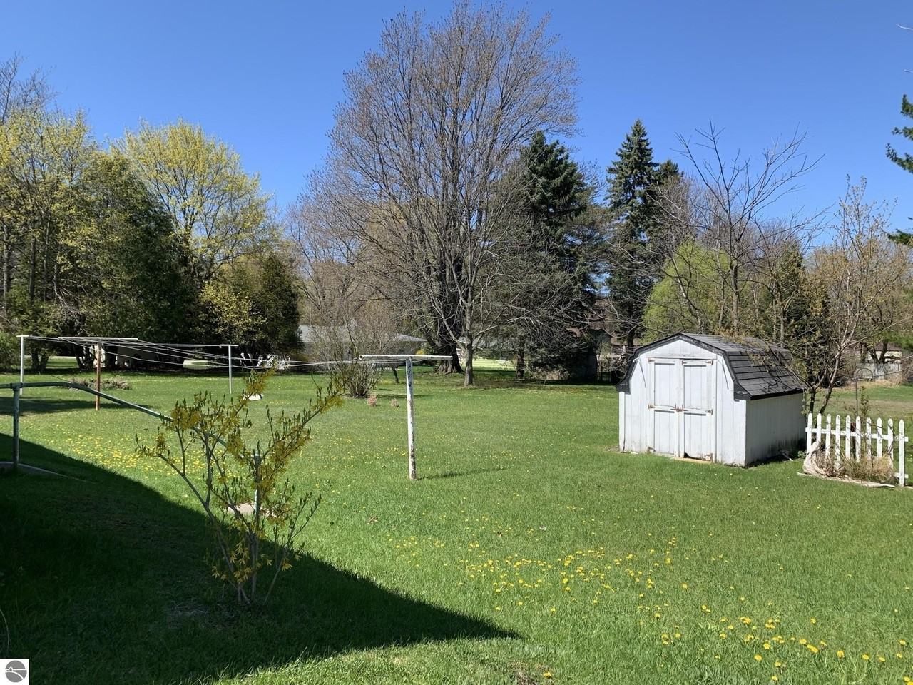 10341 E Grandview Rd - Photo 4 of 15