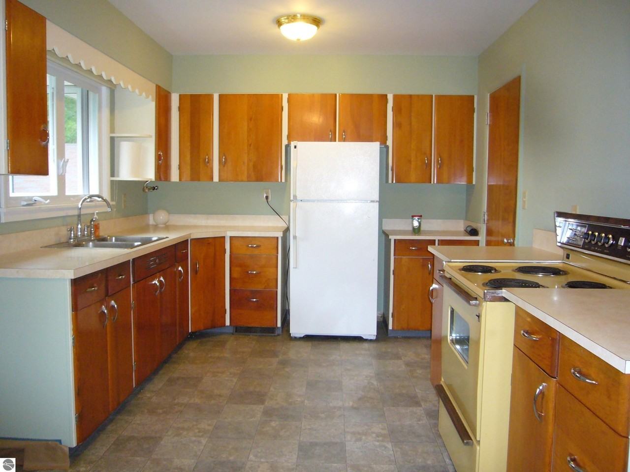 10341 E Grandview Rd - Photo 5 of 15
