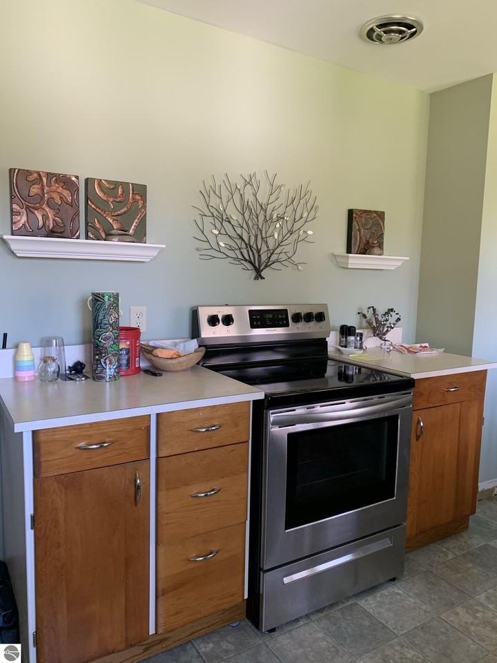 10341 E Grandview Rd - Photo 6 of 15