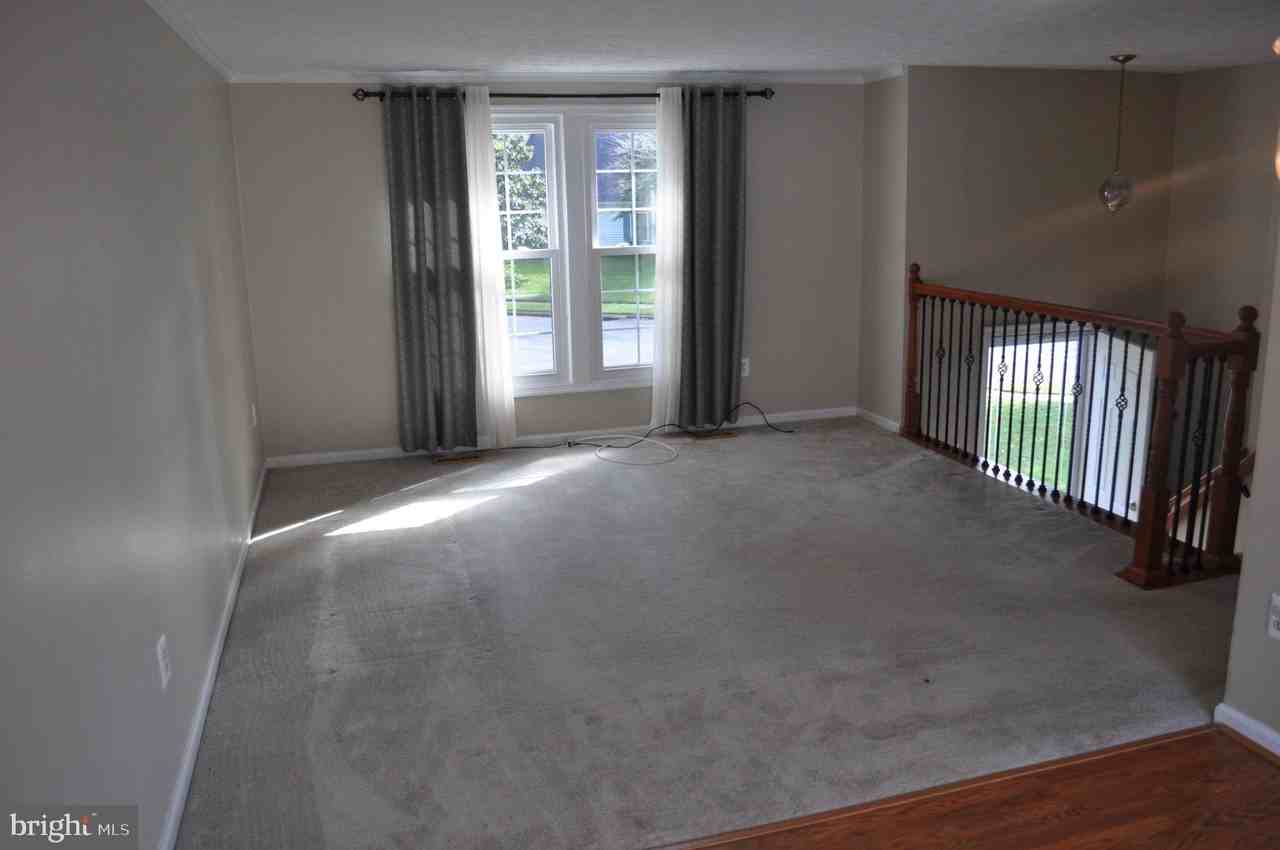1662 Canonade Ct - Photo 5 of 15