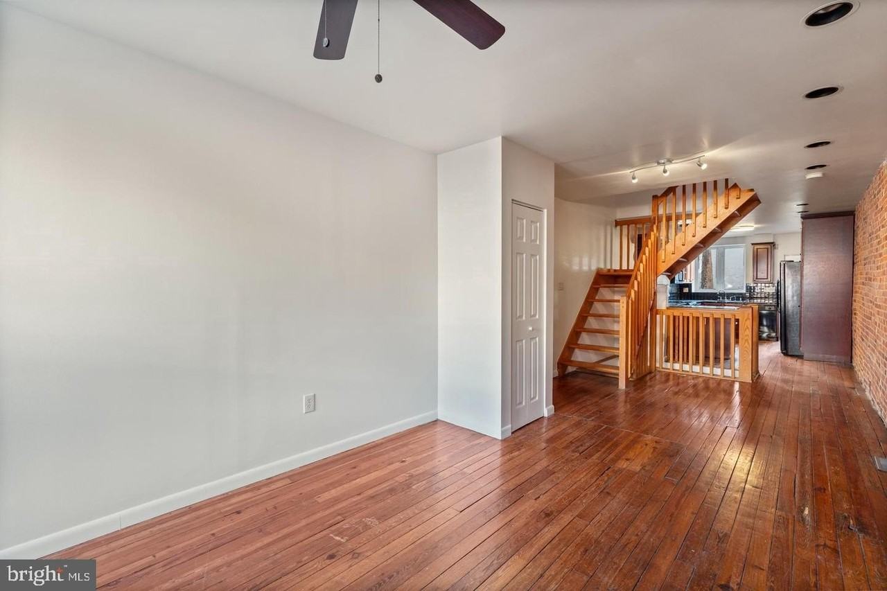 1407 Webster St - Photo 3 of 35