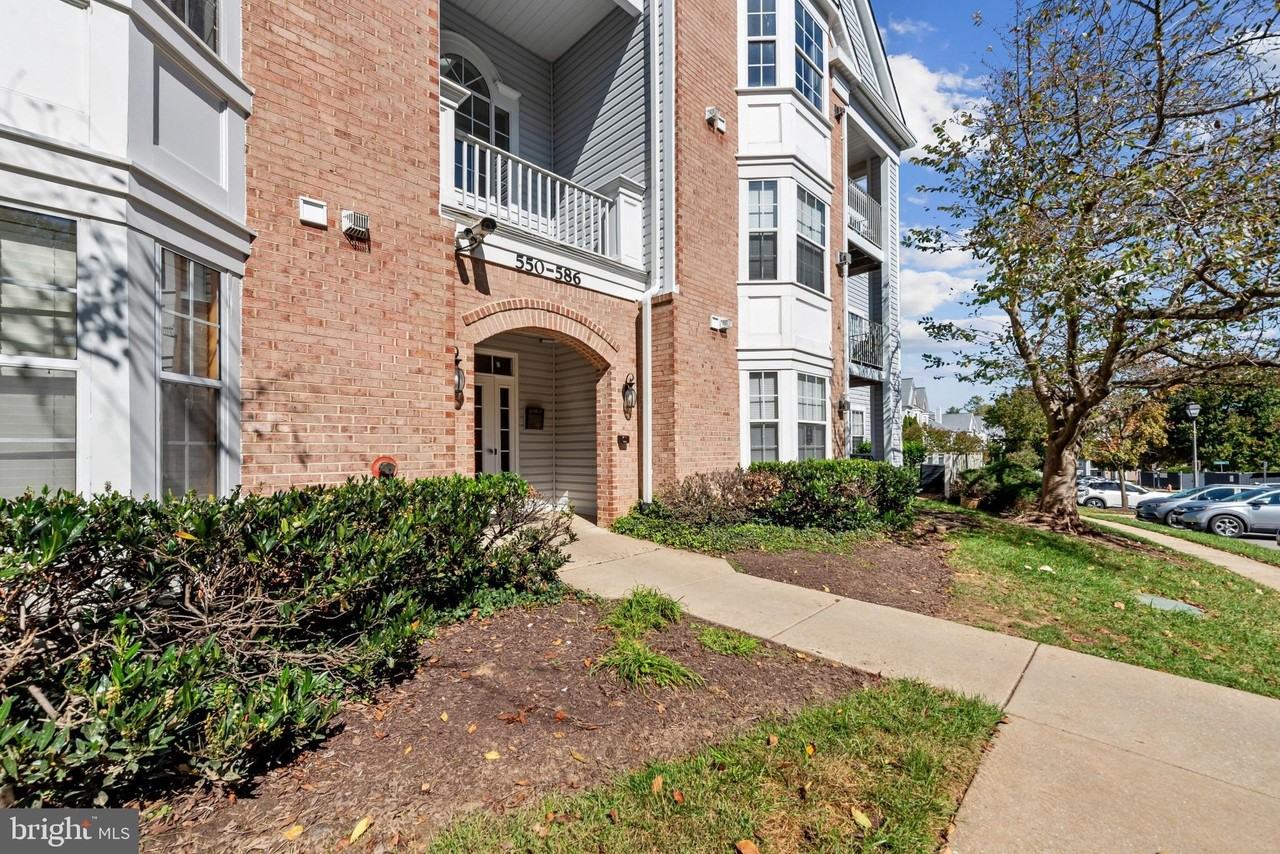 550 Kennington Rd #550 - Photo 2 of 42