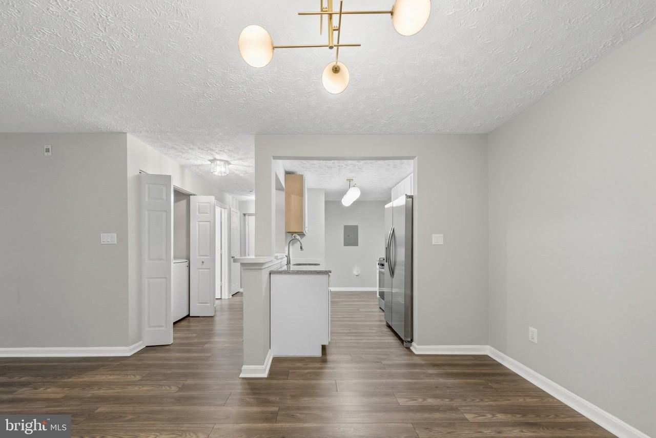550 Kennington Rd #550 - Photo 7 of 42