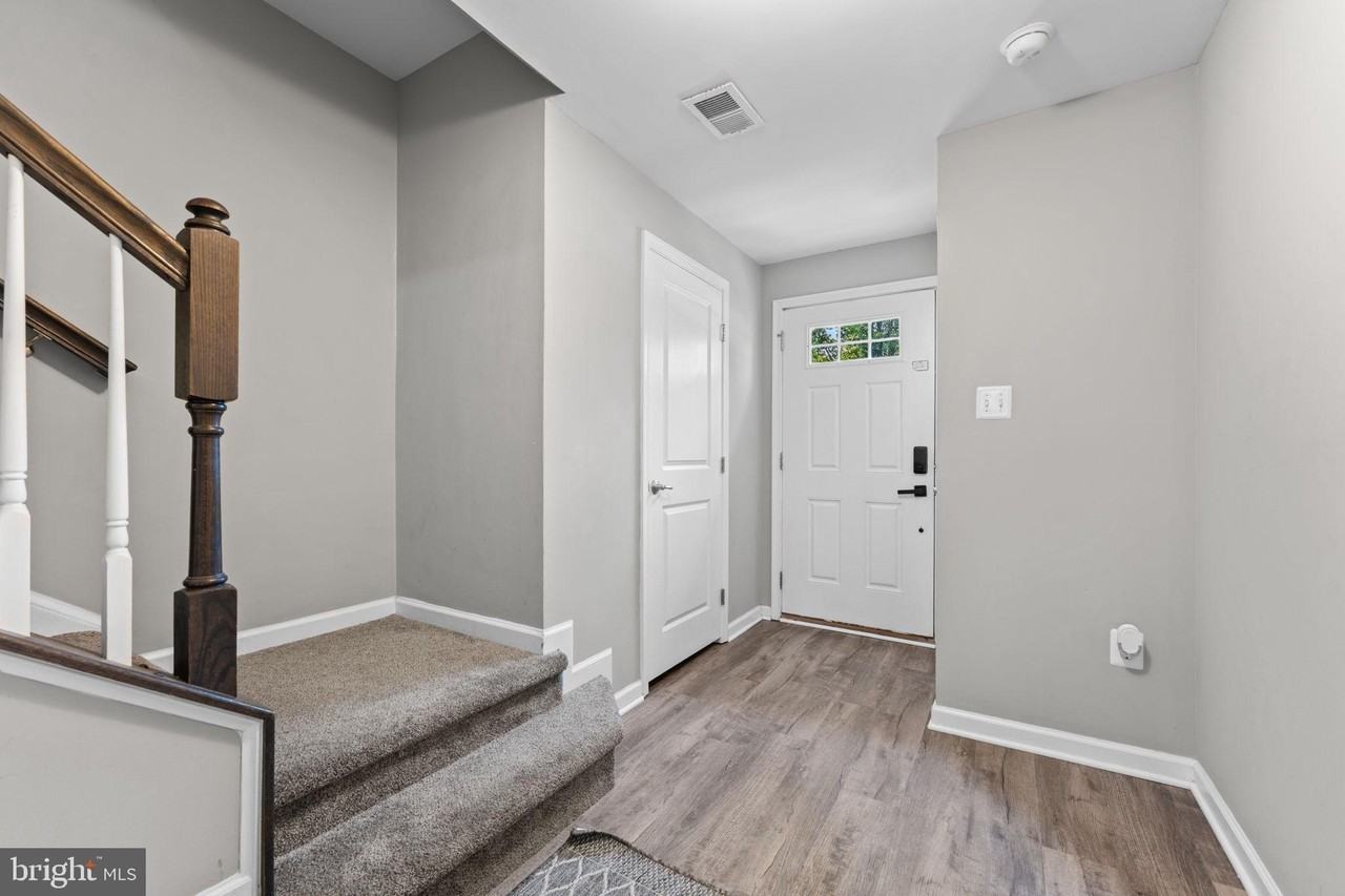 12248 Timberlake Pl - Photo 3 of 30