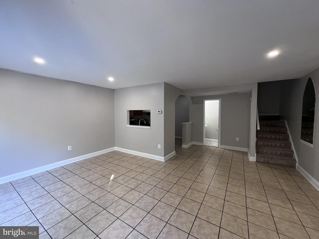 9927 Forest View Pl - Photo 6 of 49