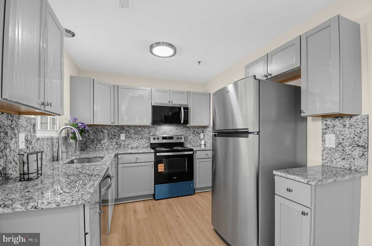 8839 Ritchboro Rd - Photo 5 of 24