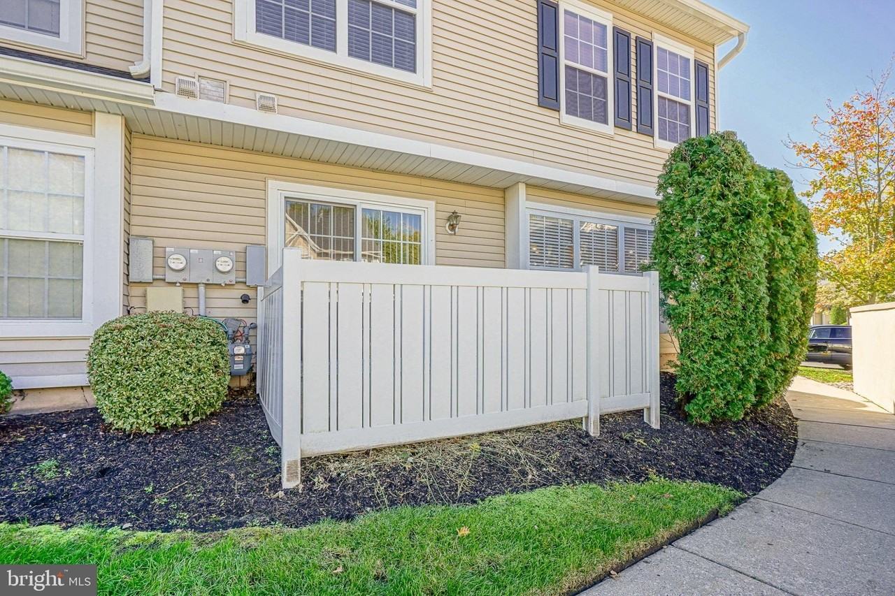 6404 Baltimore Dr - Photo 2 of 31