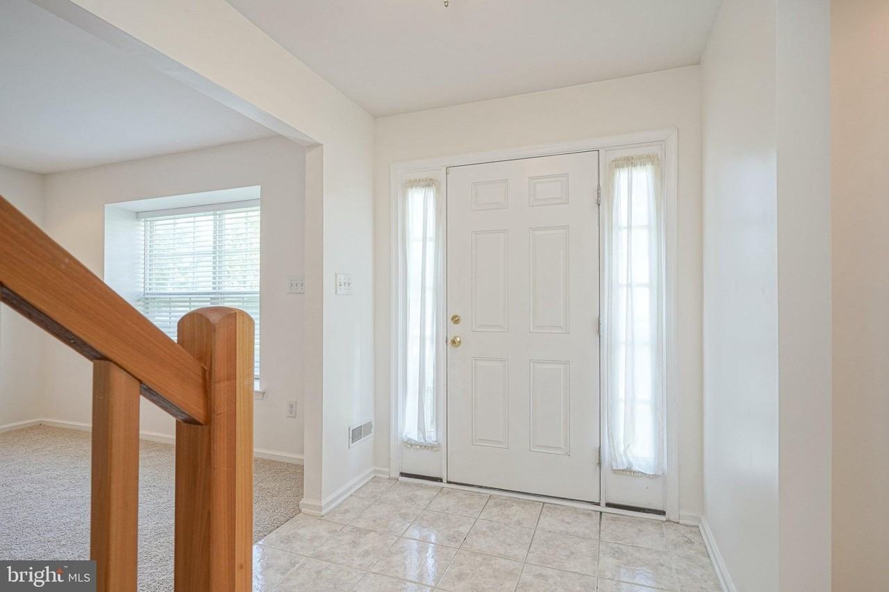6404 Baltimore Dr - Photo 3 of 31