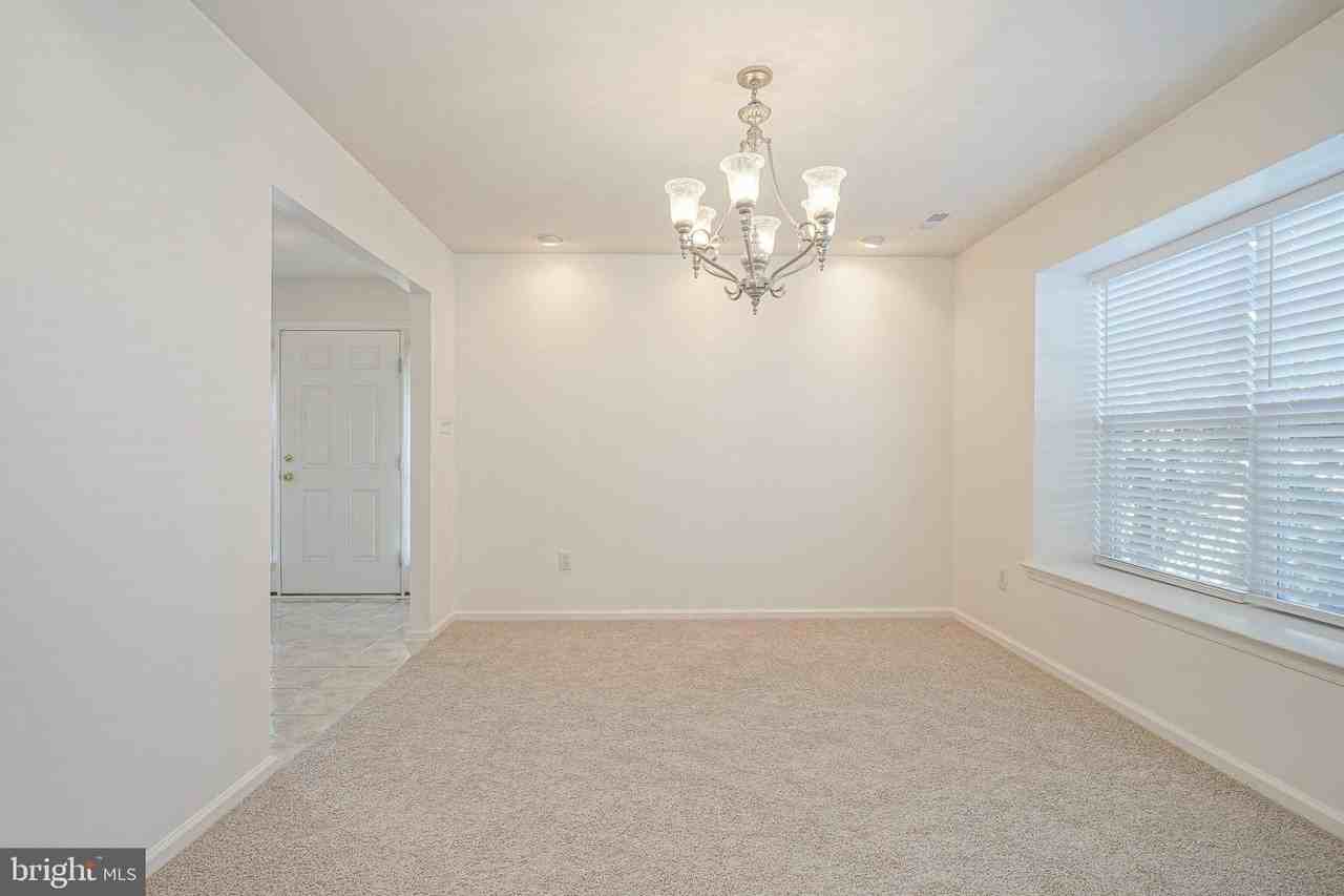 6404 Baltimore Dr - Photo 7 of 31
