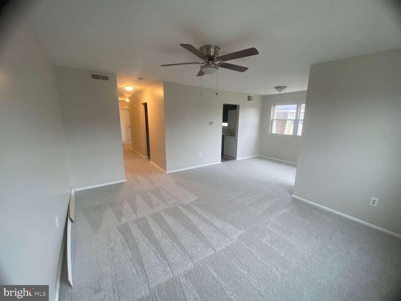 32 Florence Tollgate Pl Unit 5 - Photo 2 of 6