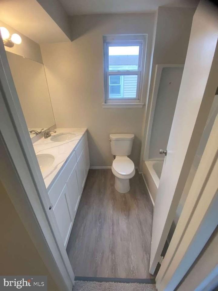 32 Florence Tollgate Pl Unit 5 - Photo 6 of 6
