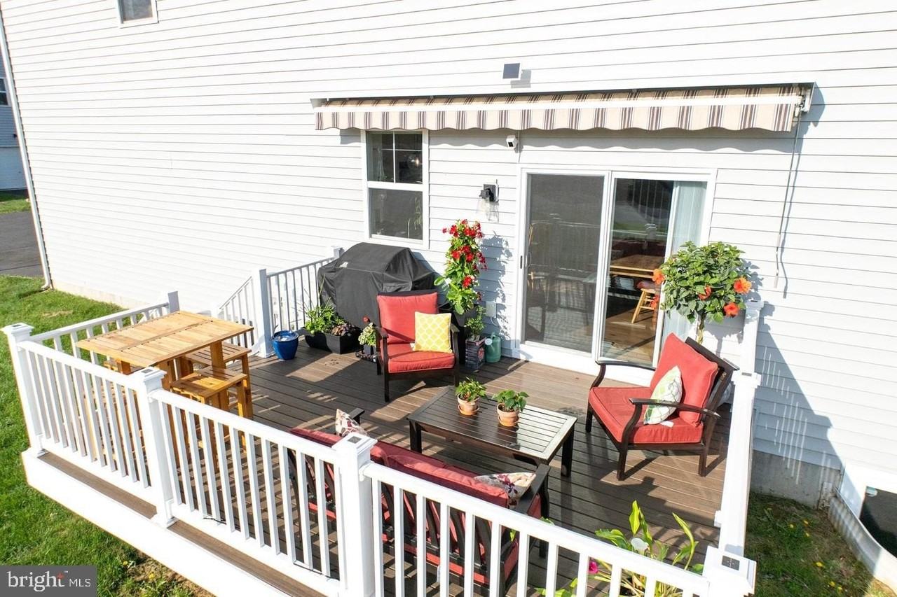 3426 Main St - Photo 5 of 32