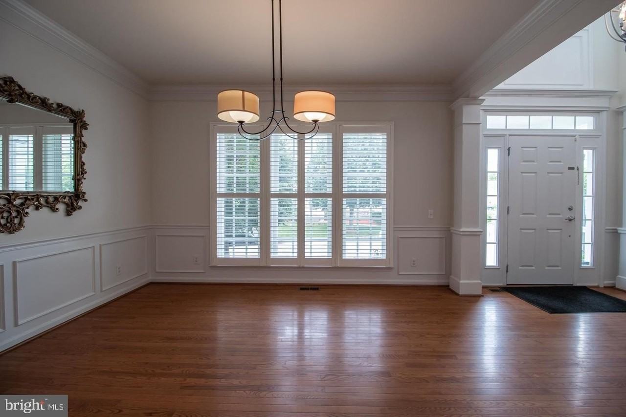503 Emerson Cir - Photo 7 of 46