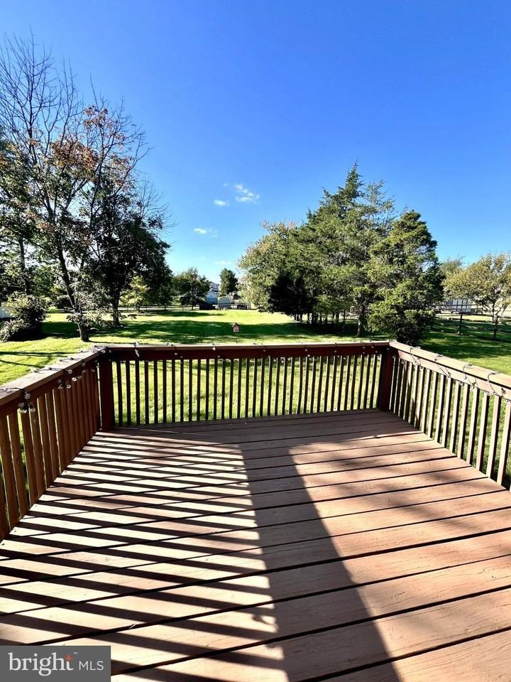 2509 Rhoads Rd - Photo 6 of 16