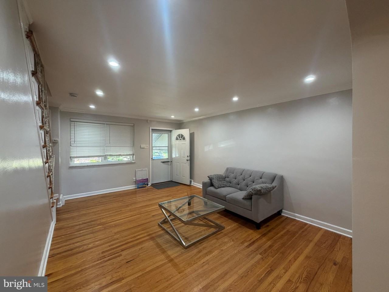 1635 Meribrook Rd - Photo 6 of 30