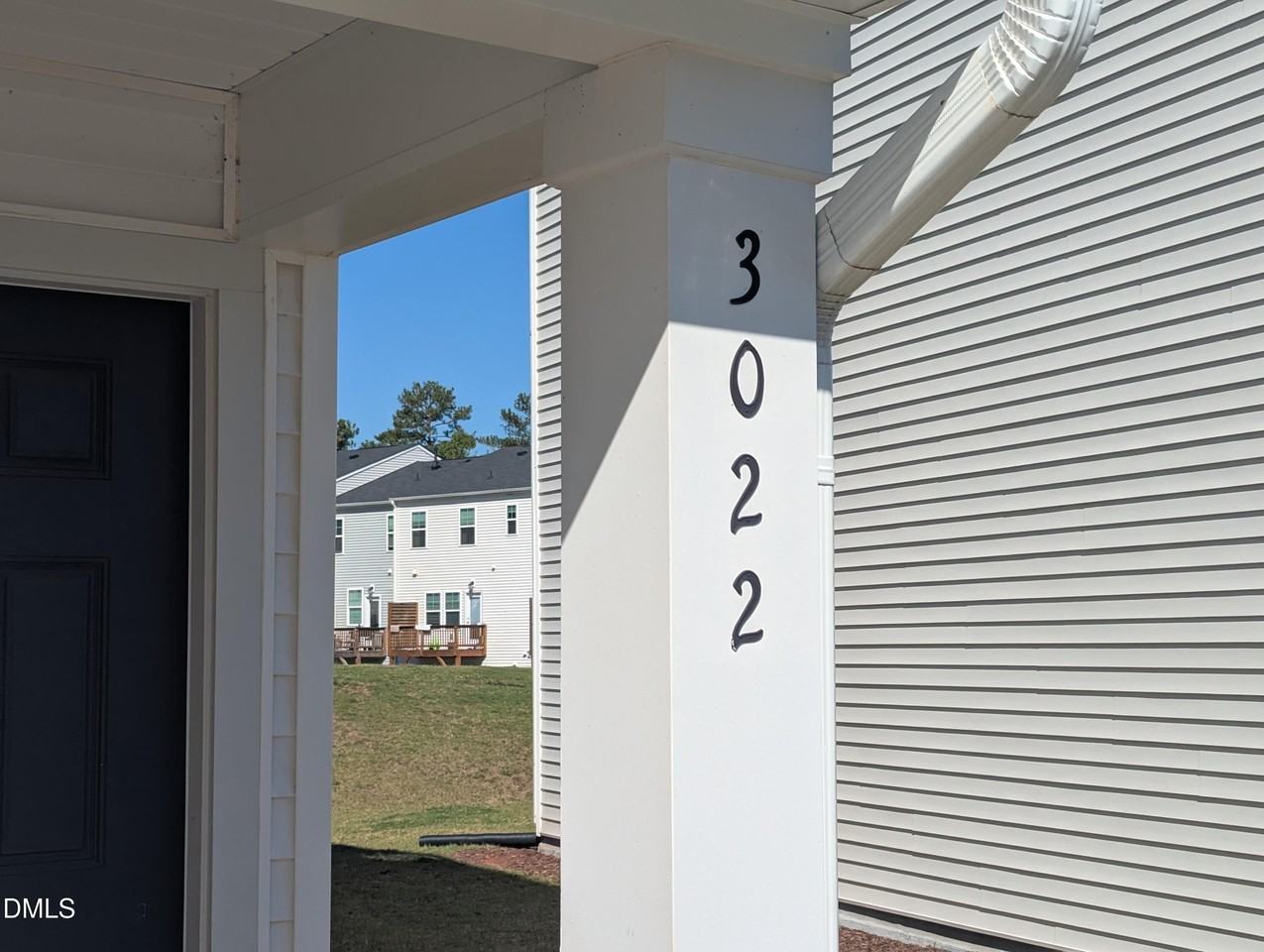 3022 Castle Loch Ln - Photo 2 of 17
