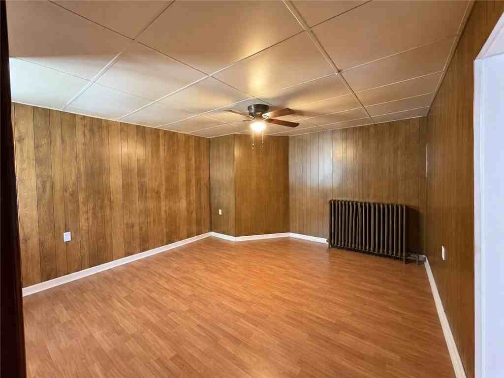 620 Carothers Ave - Photo 7 of 9