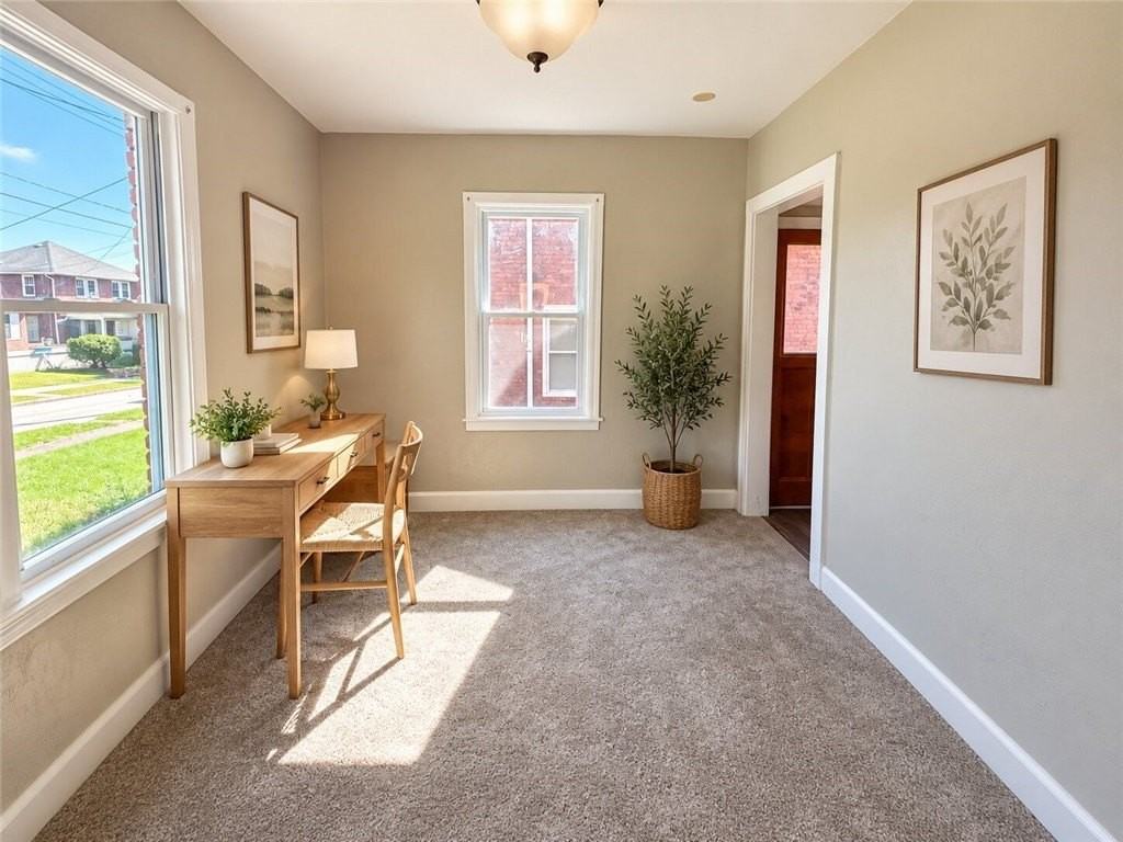 755 Vankirk St - Photo 6 of 9