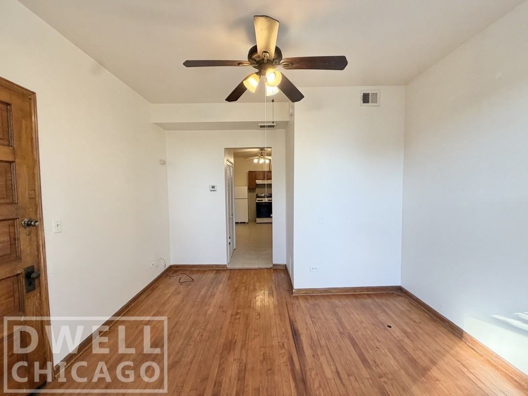 1620 W 38th St #1F - Photo 2 of 18
