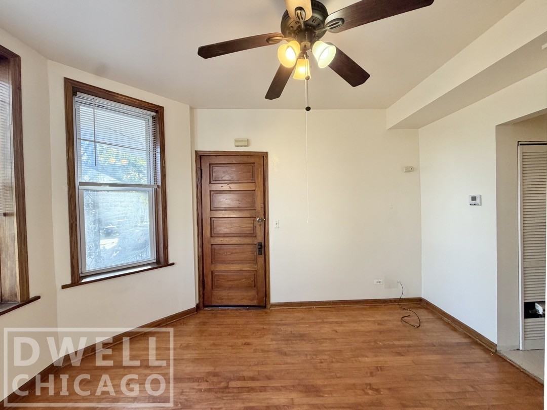 1620 W 38th St #1F - Photo 4 of 18