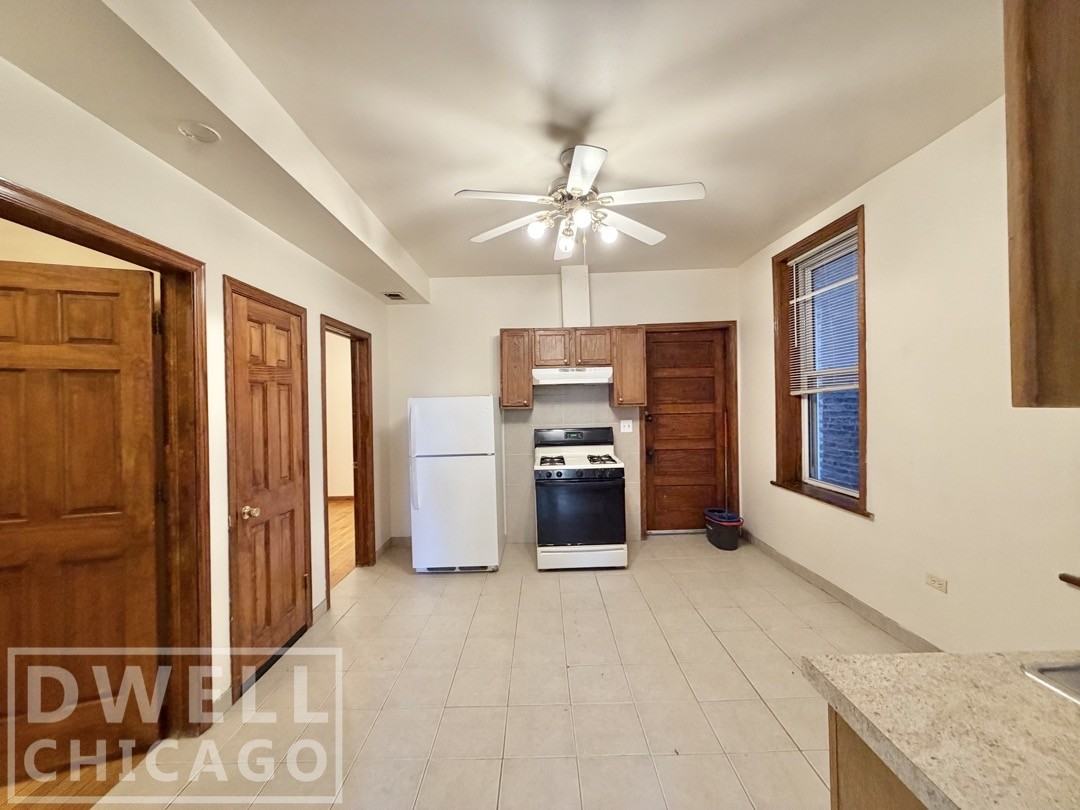 1620 W 38th St #1F - Photo 6 of 18