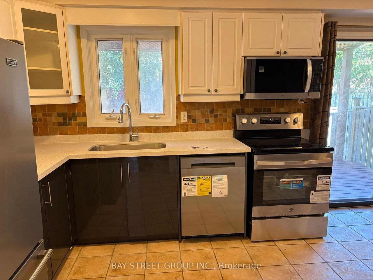 16 Tinti Place - Photo 2 of 20