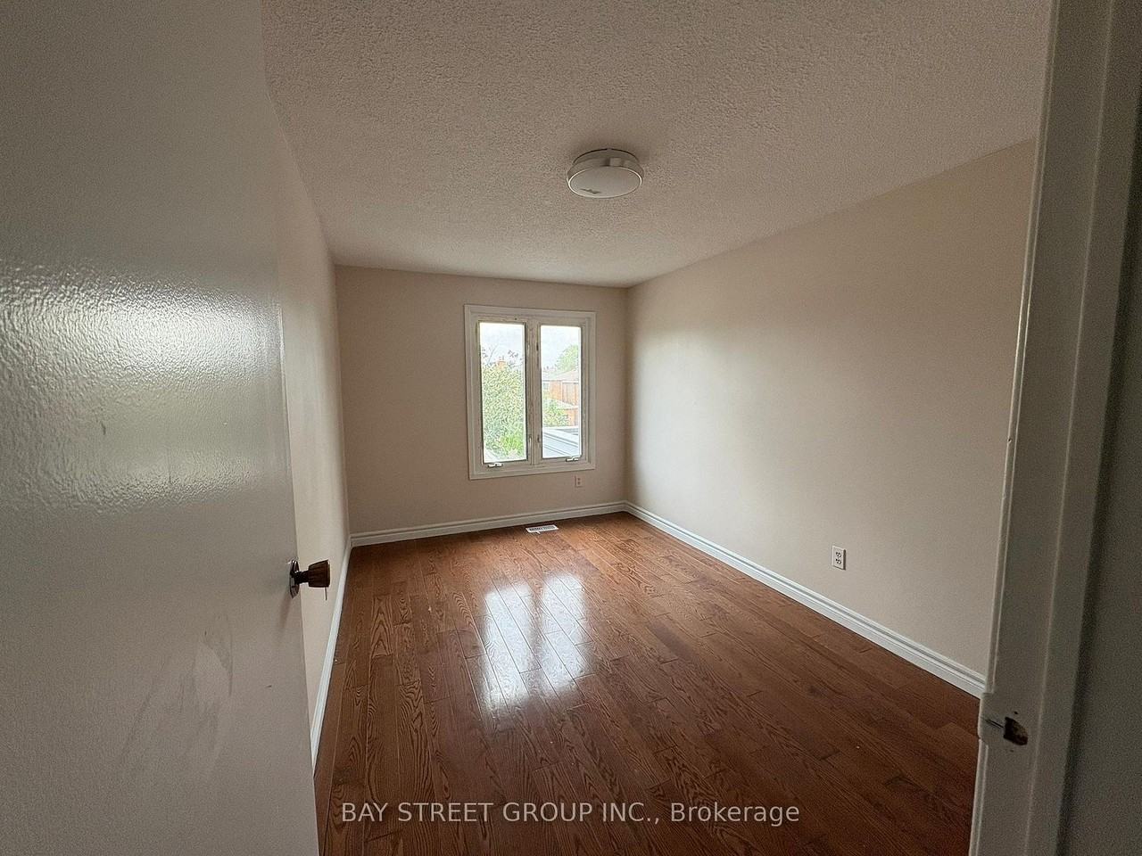 16 Tinti Place - Photo 6 of 20