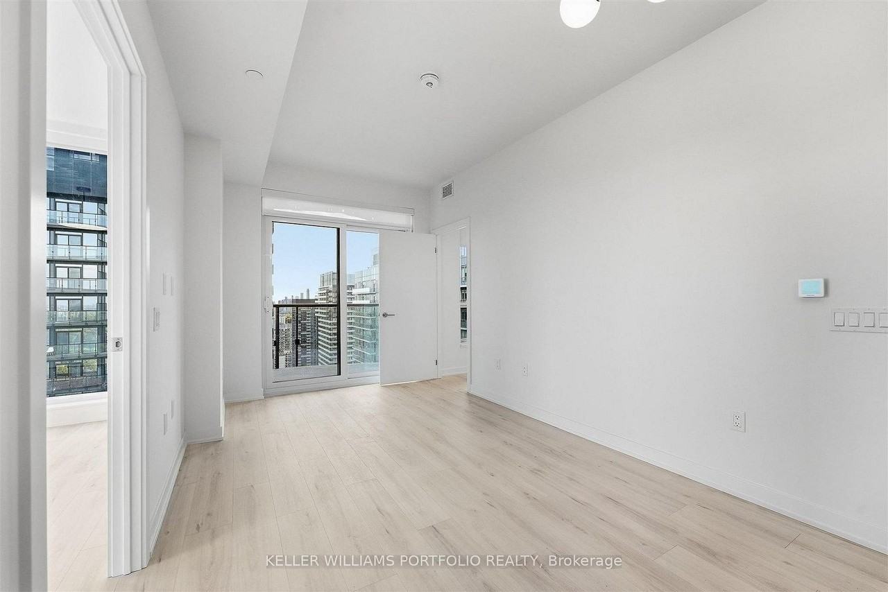 110 Broadway Avenue #3412 - Photo 5 of 16