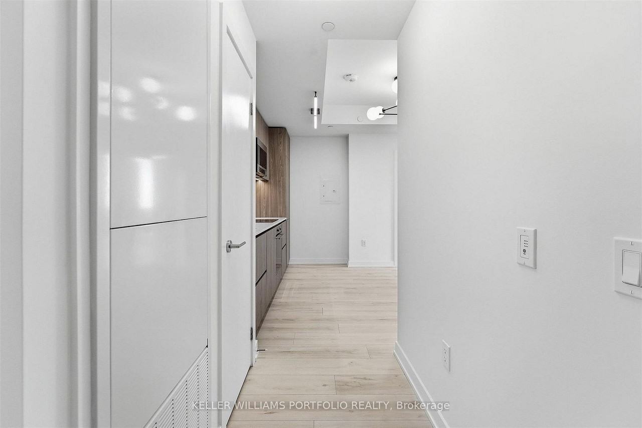 110 Broadway Avenue #3412 - Photo 3 of 16