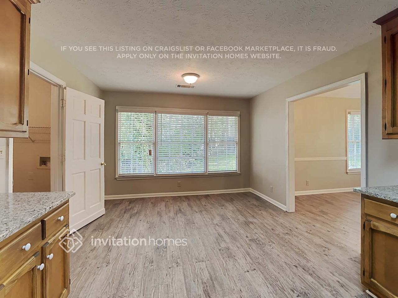 561 Black Creek Dr - Photo 6 of 19