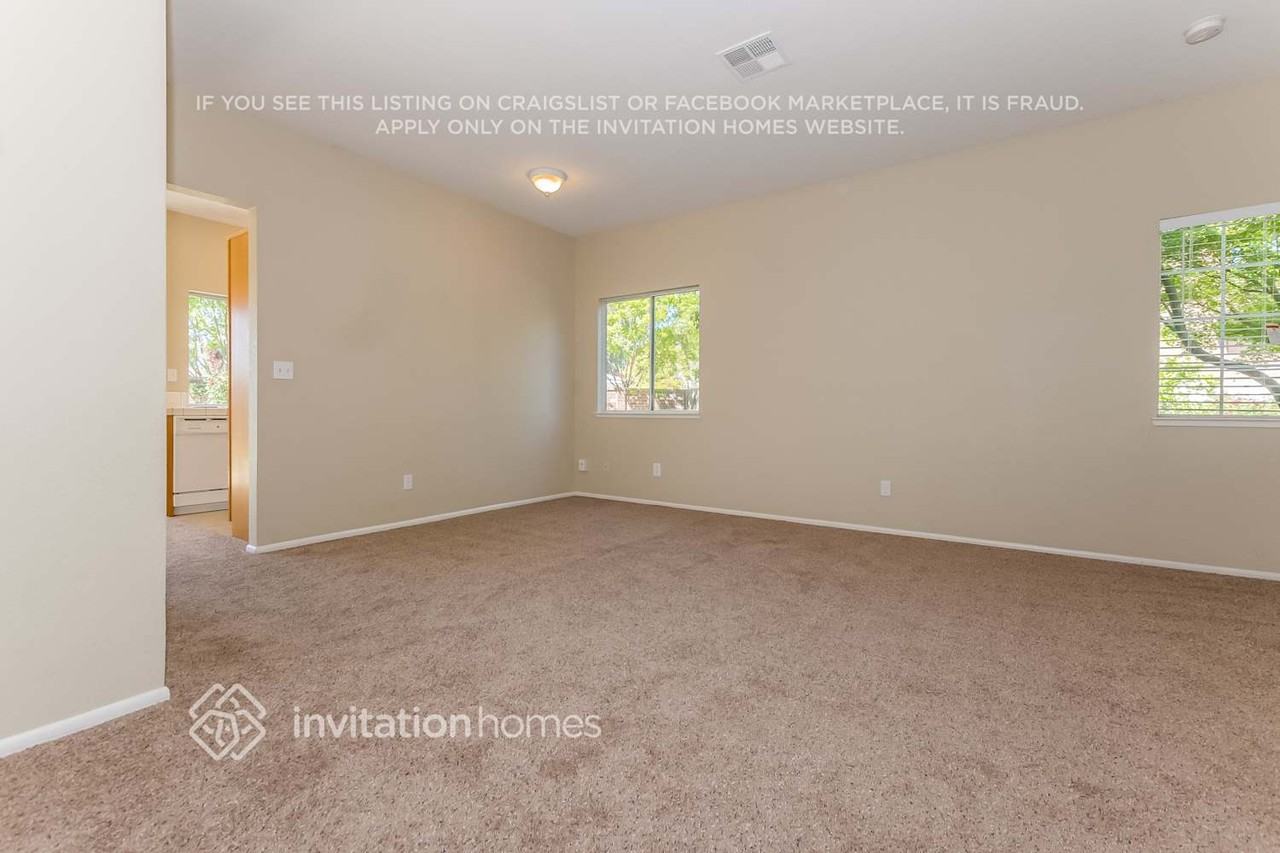 8710 Clear Star Ct - Photo 5 of 17