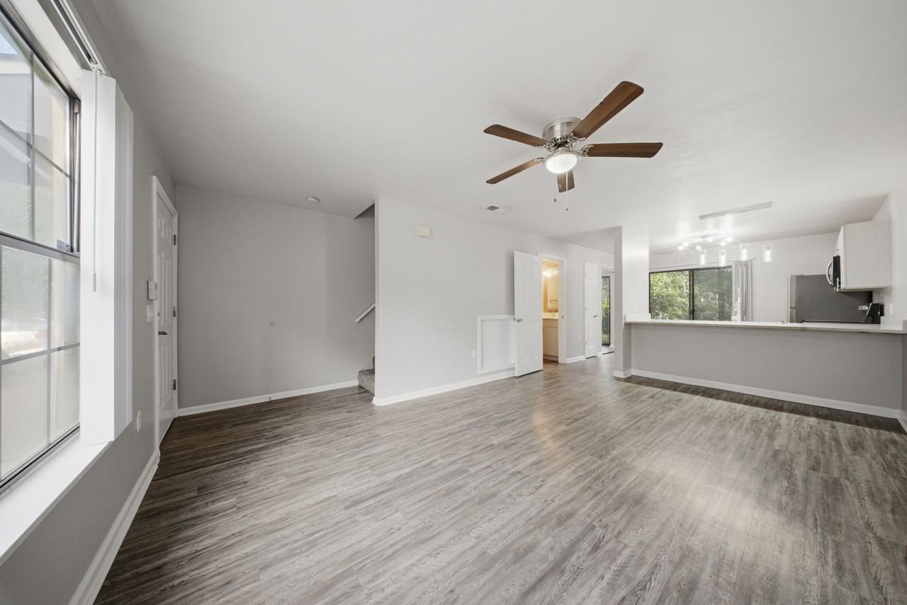 Dior Apartments Homes - Photo 3 of 14