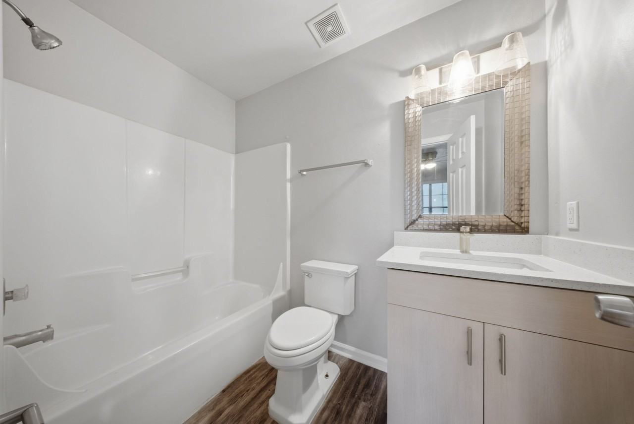Dior Apartments Homes - Photo 6 of 14