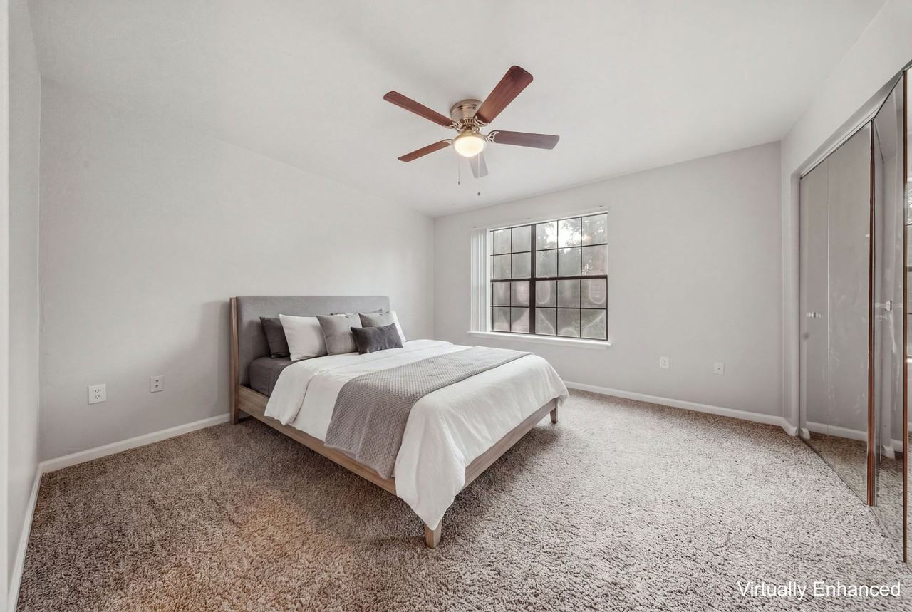 Dior Apartments Homes - Photo 7 of 14