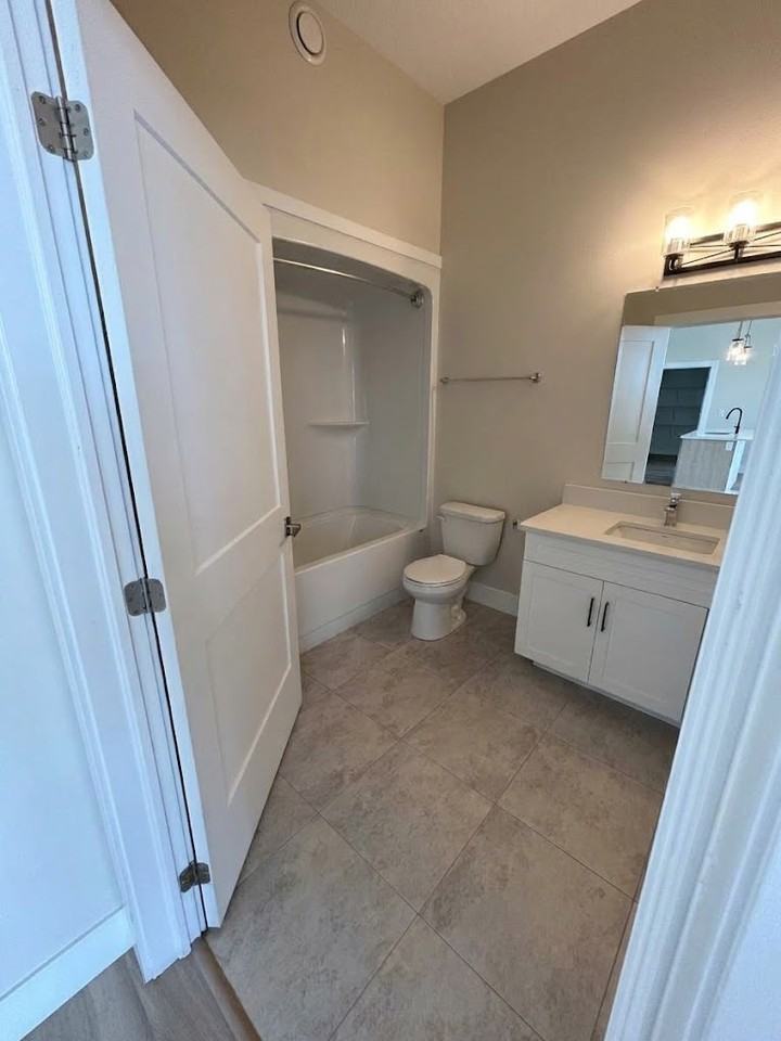 101 Roselin Court - Photo 4 of 8